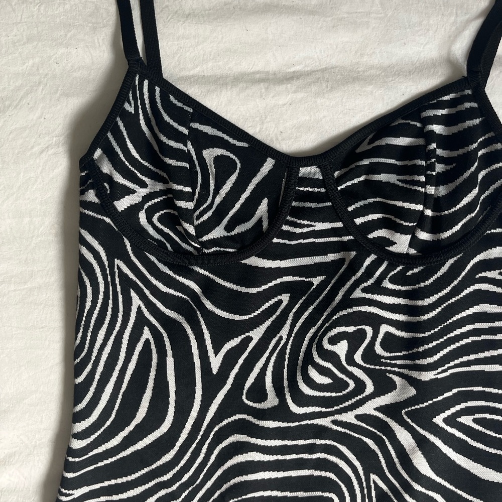 zebra-ish Zara dress - size M